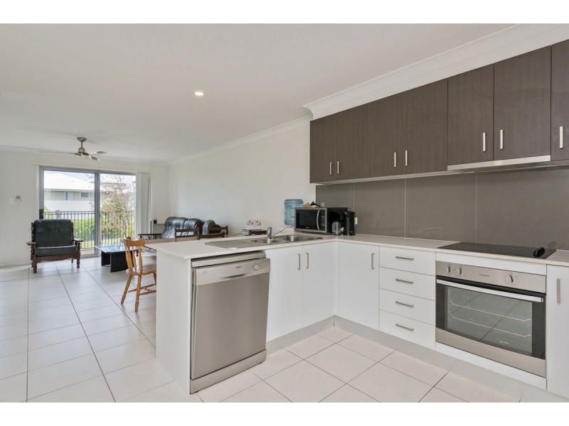 1/4 Rhiana Street, Pimpama QLD 4209