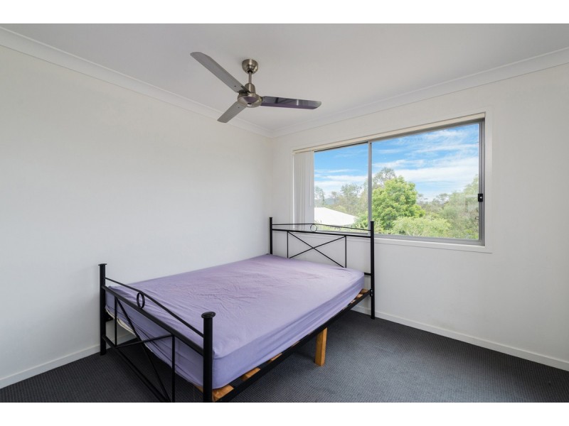 1/4 Rhiana Street, Pimpama QLD 4209