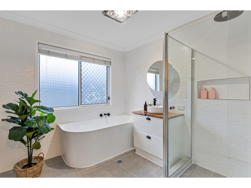 47 Gawain Drive, Ormeau QLD 4208