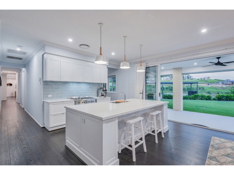 2 Driftwood Close, Kingsholme QLD 4208