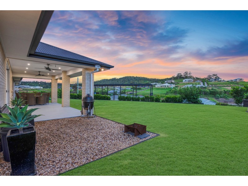 2 Driftwood Close, Kingsholme QLD 4208