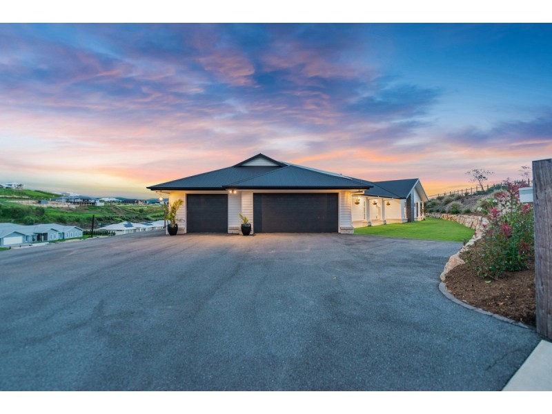 2 Driftwood Close, Kingsholme QLD 4208