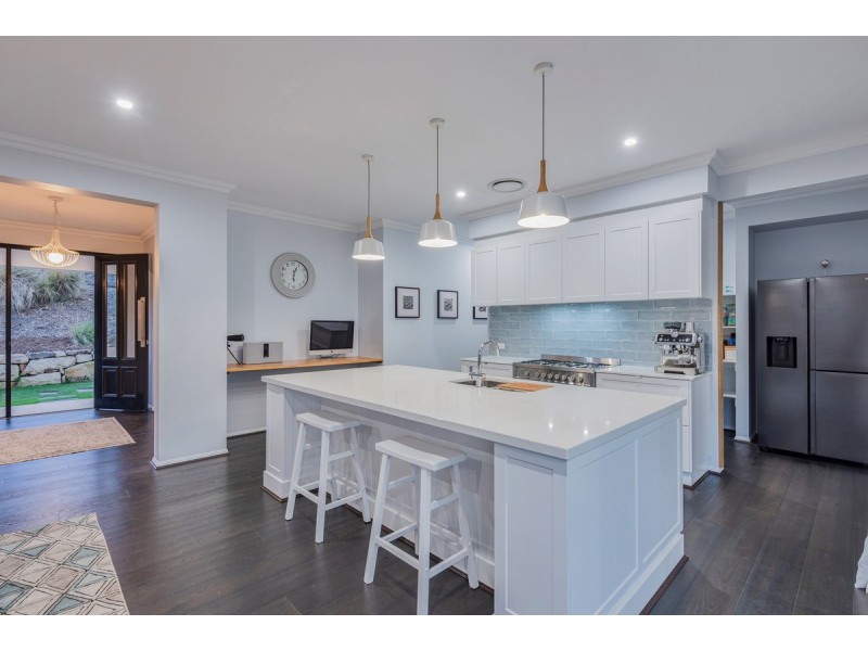 2 Driftwood Close, Kingsholme QLD 4208