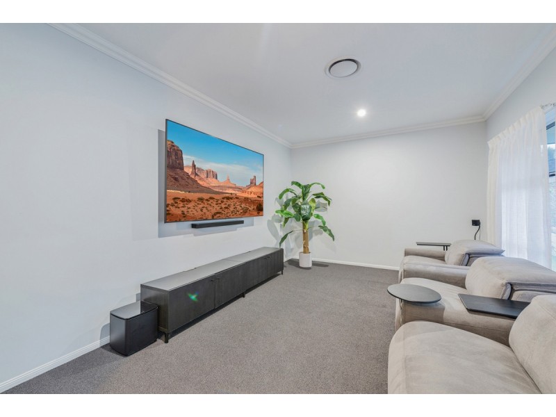 2 Driftwood Close, Kingsholme QLD 4208