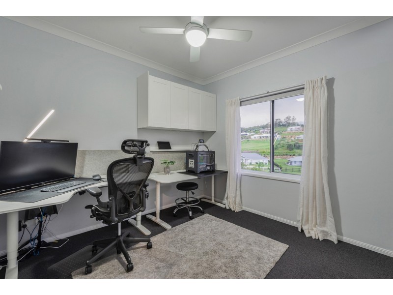 2 Driftwood Close, Kingsholme QLD 4208
