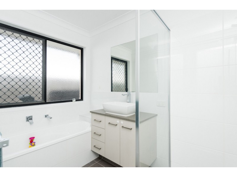 84 Wollombi Avenue, Ormeau Hills QLD 4208