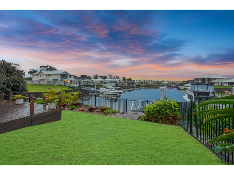 6 Moreton Drive, Jacobs Well QLD 4208