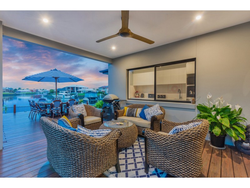 6 Moreton Drive, Jacobs Well QLD 4208