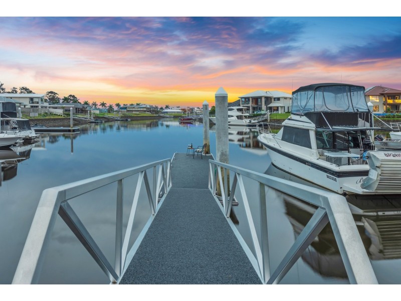 6 Moreton Drive, Jacobs Well QLD 4208