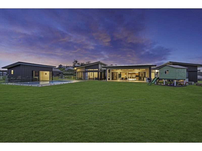 42 Montego Hills Drive, Kingsholme QLD 4208