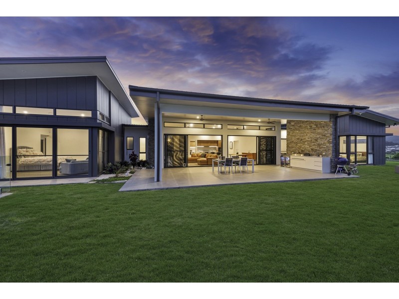 42 Montego Hills Drive, Kingsholme QLD 4208