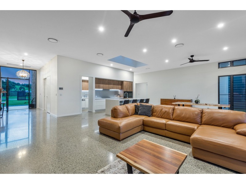 42 Montego Hills Drive, Kingsholme QLD 4208