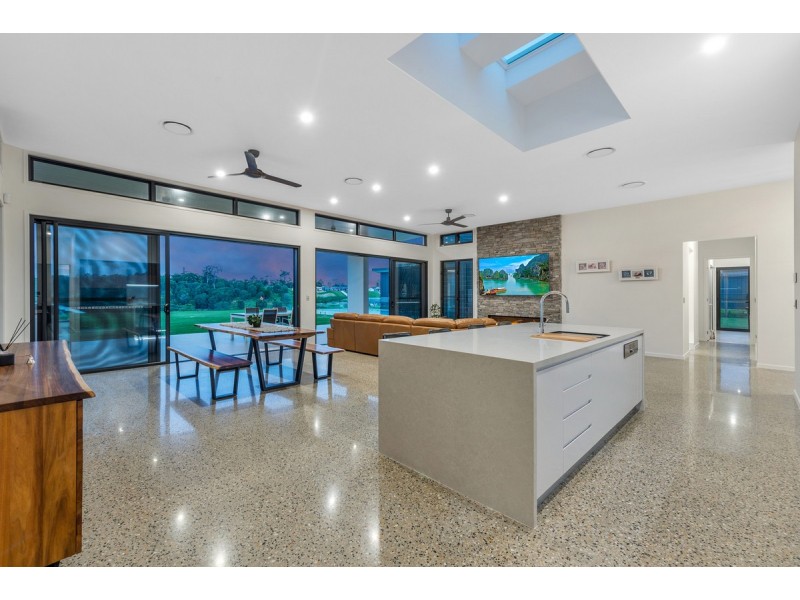 42 Montego Hills Drive, Kingsholme QLD 4208
