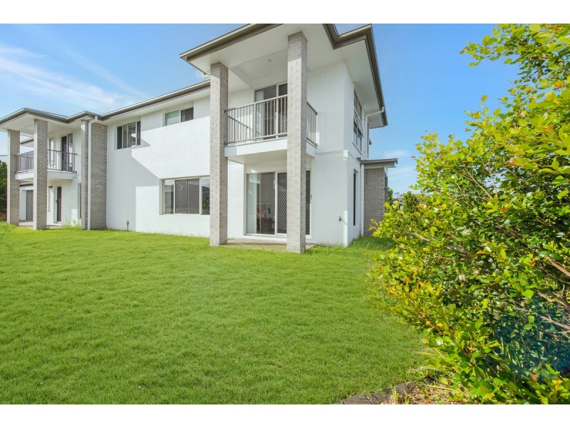 1/54 Azure Way, Pimpama QLD 4209