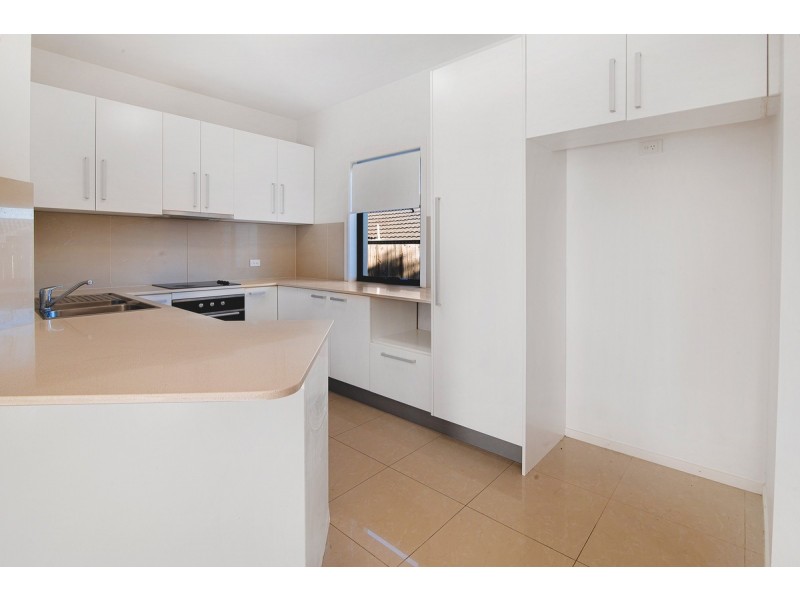 1/15 Success Crescent, Ormeau QLD 4208