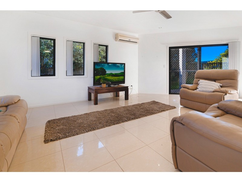 1/15 Success Crescent, Ormeau QLD 4208