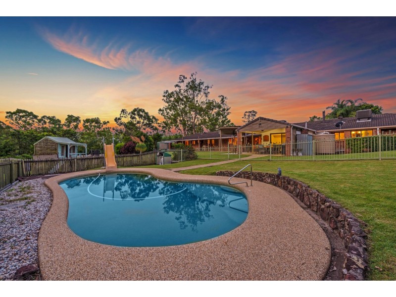 18 Vaughan Drive, Ormeau QLD 4208