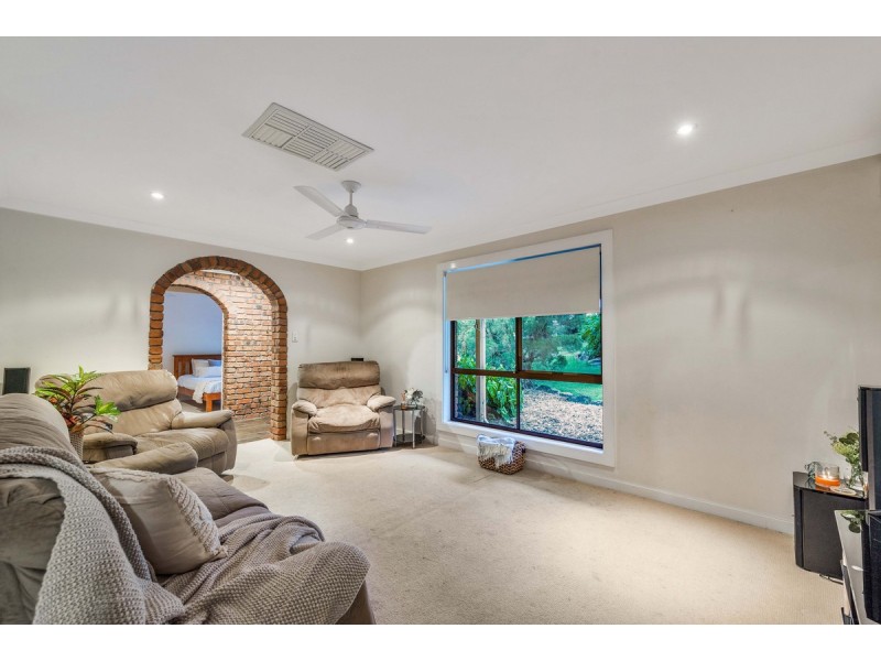 18 Vaughan Drive, Ormeau QLD 4208