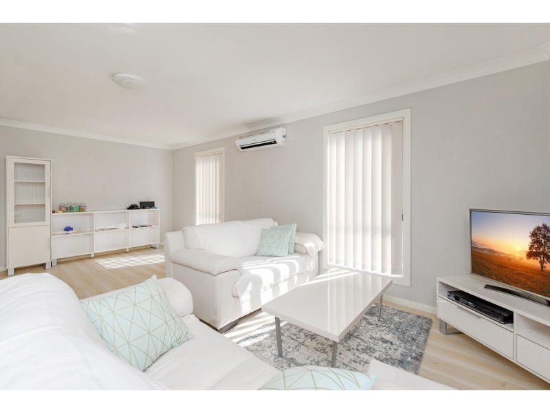 27a Conebush Circuit, Ormeau QLD 4208