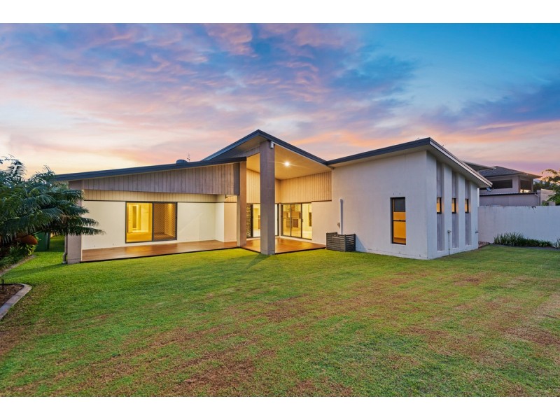 30 Marina Parade, Jacobs Well QLD 4208
