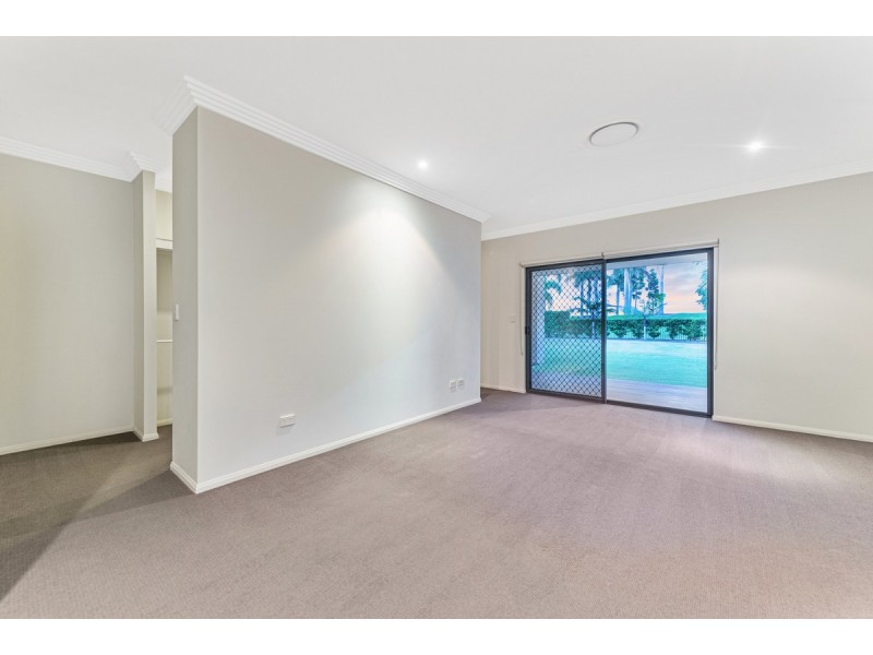 30 Marina Parade, Jacobs Well QLD 4208