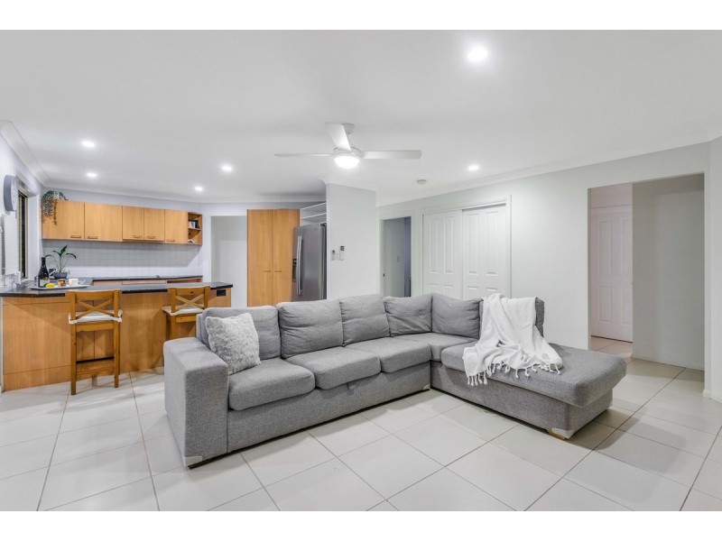 40 Bedivere Drive, Ormeau QLD 4208