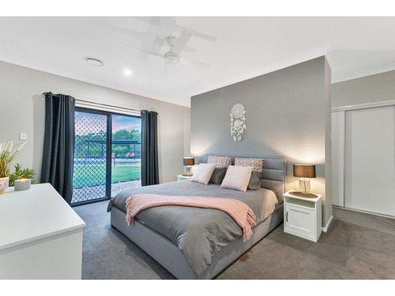 33 Homestead Crescent, Kingsholme QLD 4208