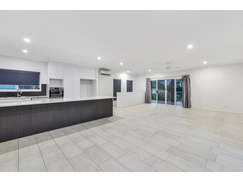 40 Nujooloo Road, Slacks Creek QLD 4127