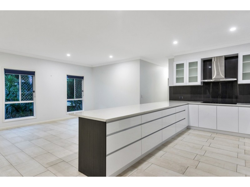 40 Nujooloo Road, Slacks Creek QLD 4127