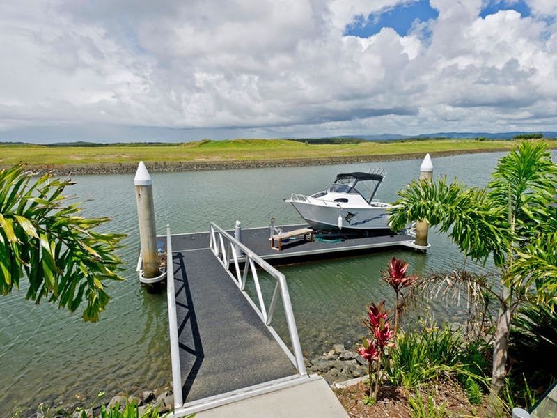 11 Windward Place, Jacobs Well QLD 4208