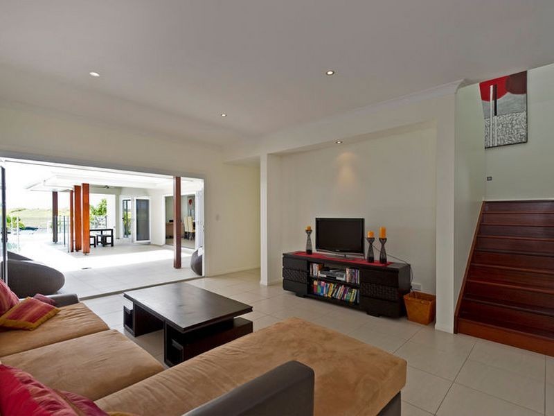 11 Windward Place, Jacobs Well QLD 4208