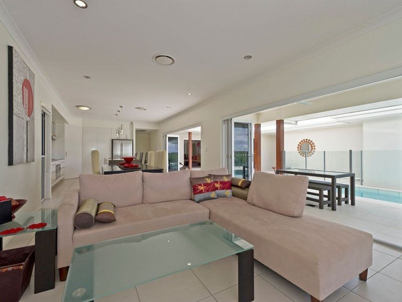 11 Windward Place, Jacobs Well QLD 4208