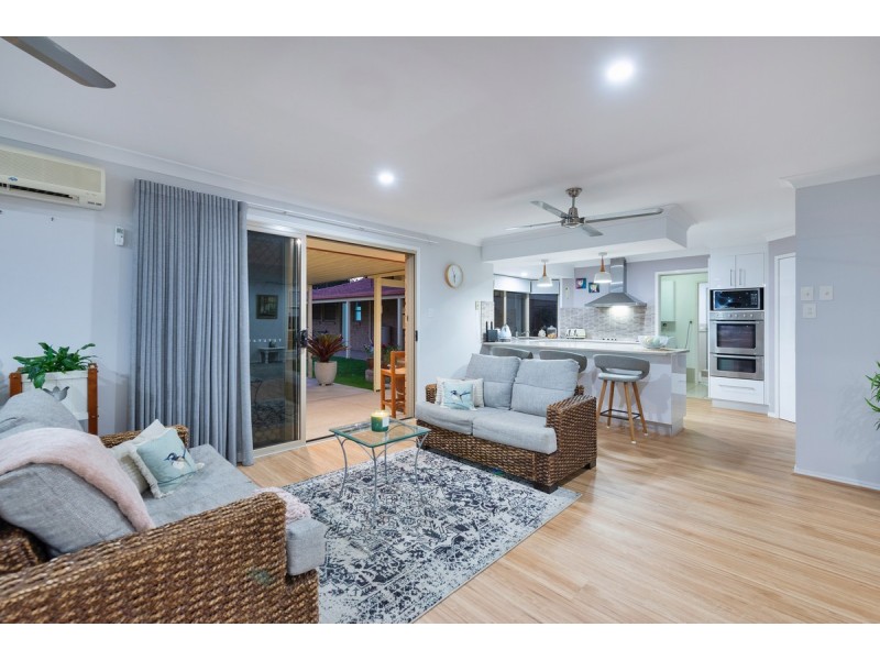 6 Renford Court, Ormeau QLD 4208