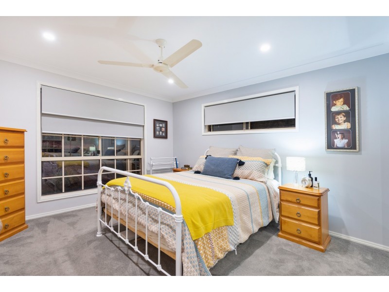 6 Renford Court, Ormeau QLD 4208
