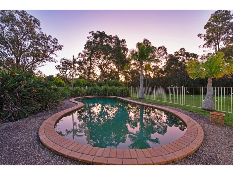 6 Renford Court, Ormeau QLD 4208