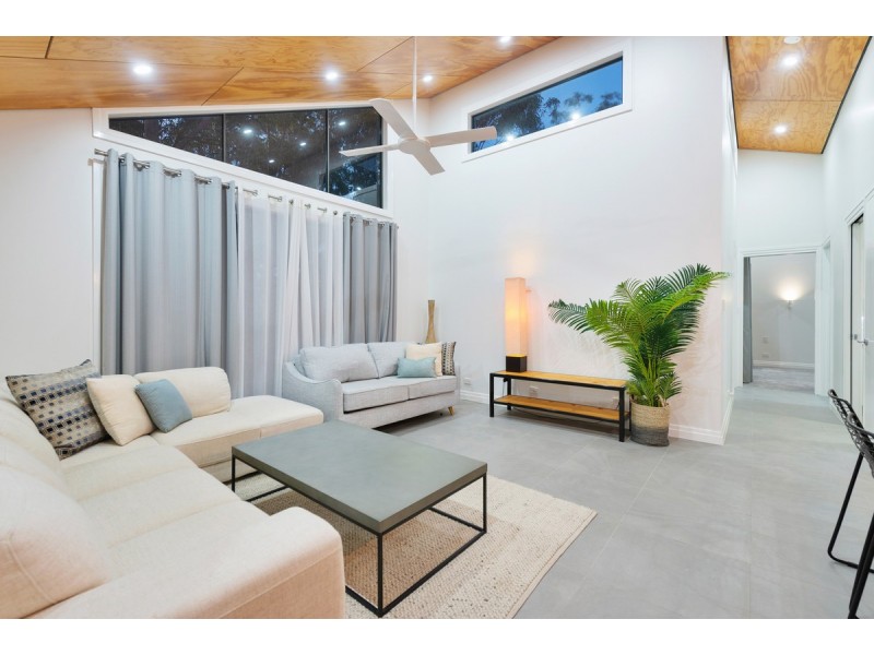 19 Taperoo Court, Yatala QLD 4207