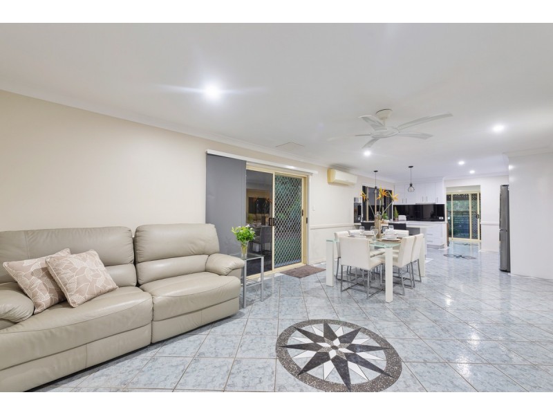 19 Taperoo Court, Yatala QLD 4207