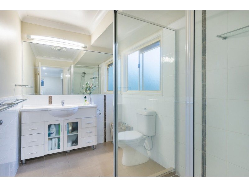 19 Taperoo Court, Yatala QLD 4207