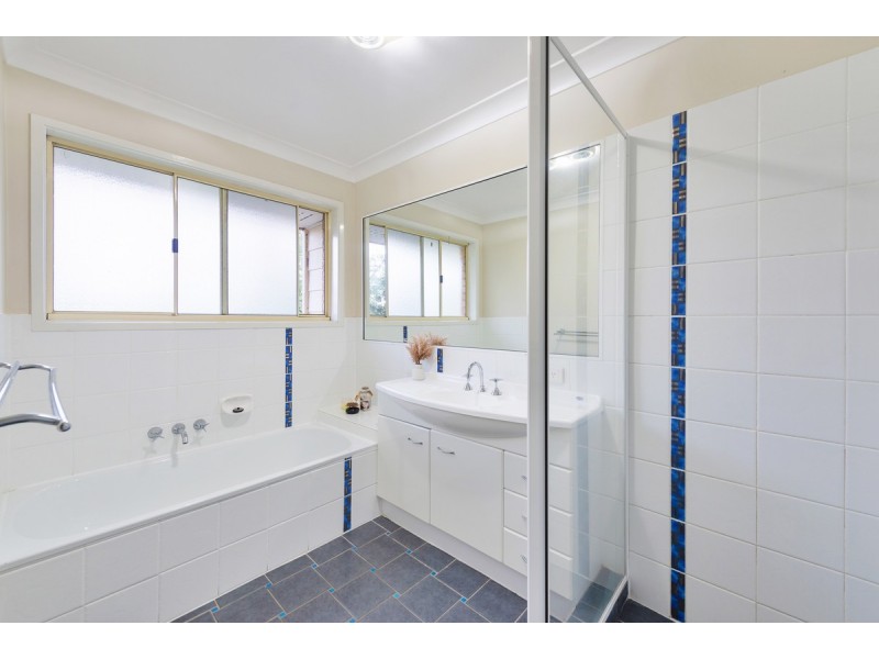 19 Taperoo Court, Yatala QLD 4207