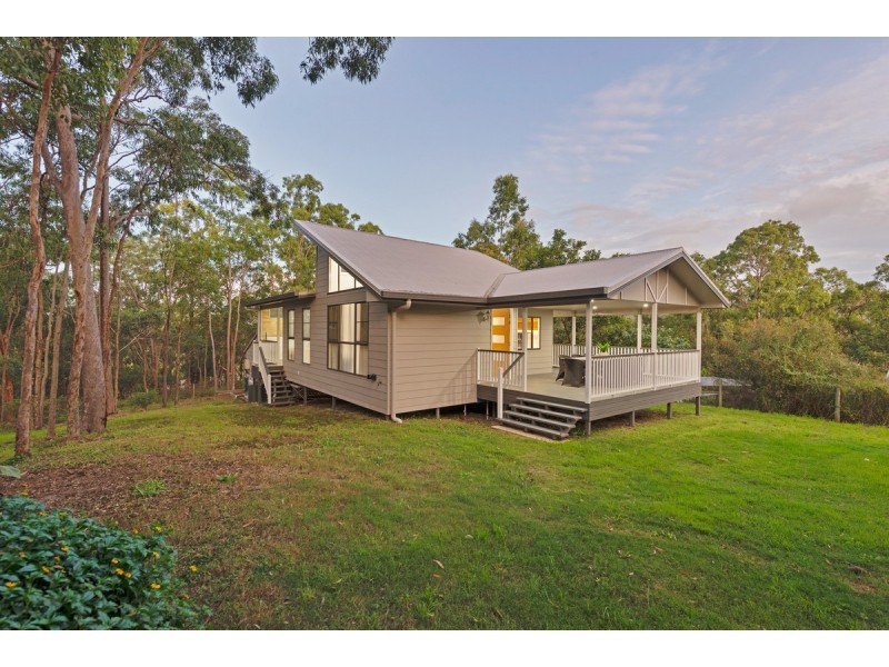 19 Taperoo Court, Yatala QLD 4207