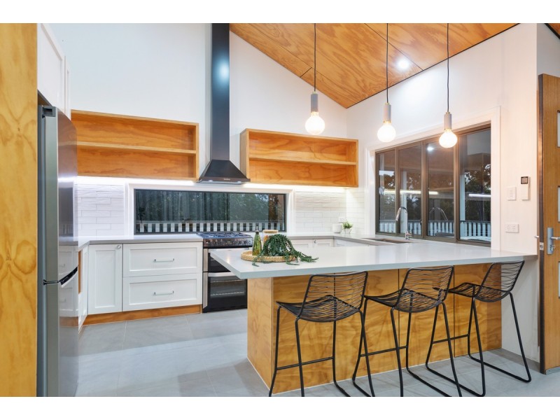 19 Taperoo Court, Yatala QLD 4207