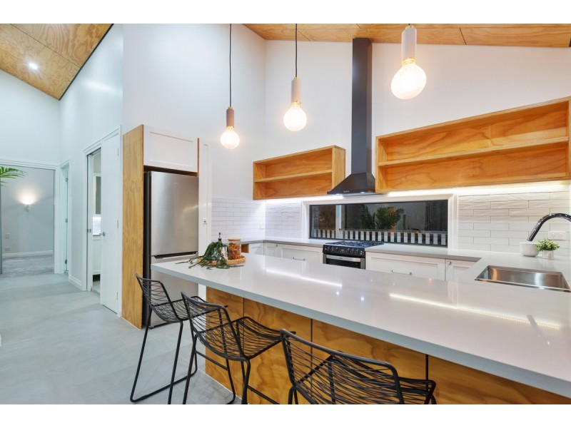 19 Taperoo Court, Yatala QLD 4207