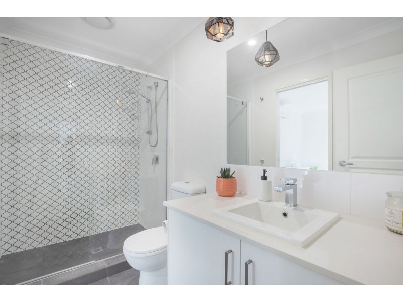10 Olivia Close, Coomera QLD 4209