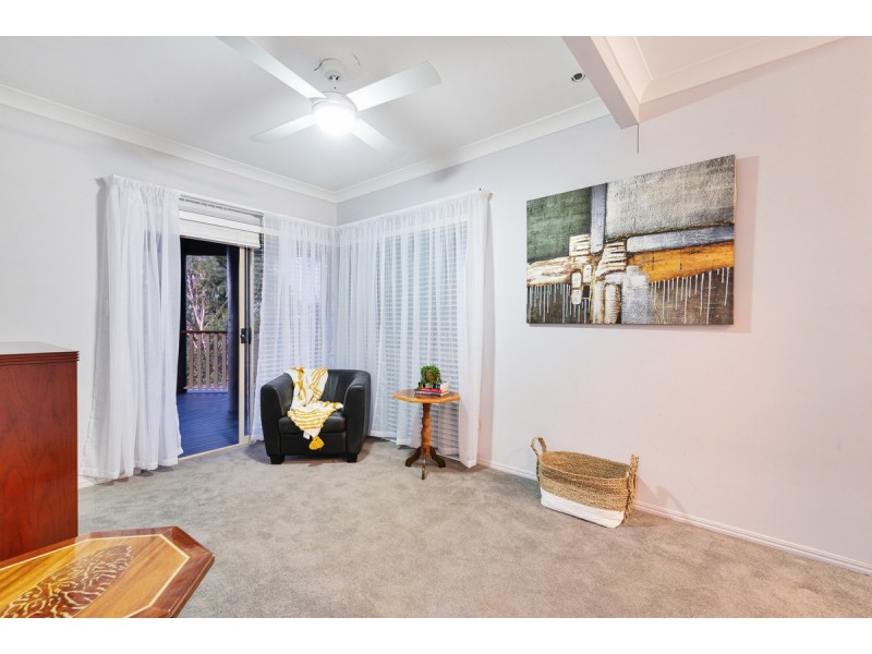 20 Leah Drive, Belivah QLD 4207