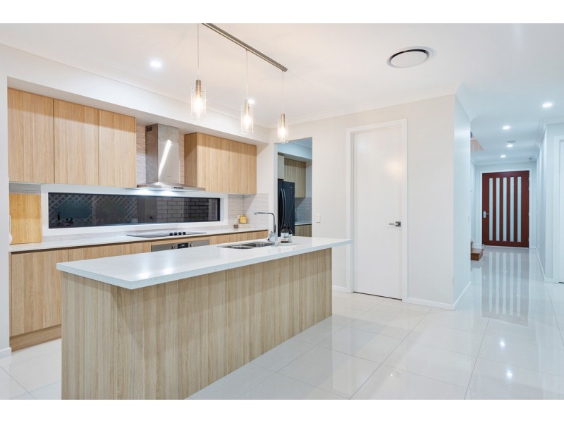 27 Boydaw Road, Ormeau QLD 4208