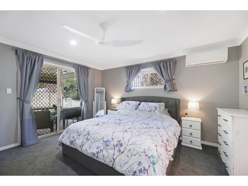 17 Bedivere Drive, Ormeau QLD 4208