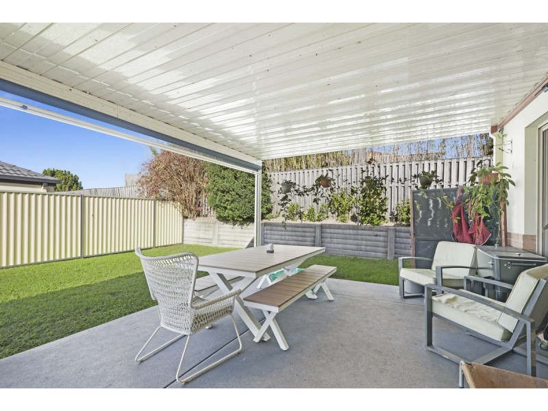 17 Bedivere Drive, Ormeau QLD 4208