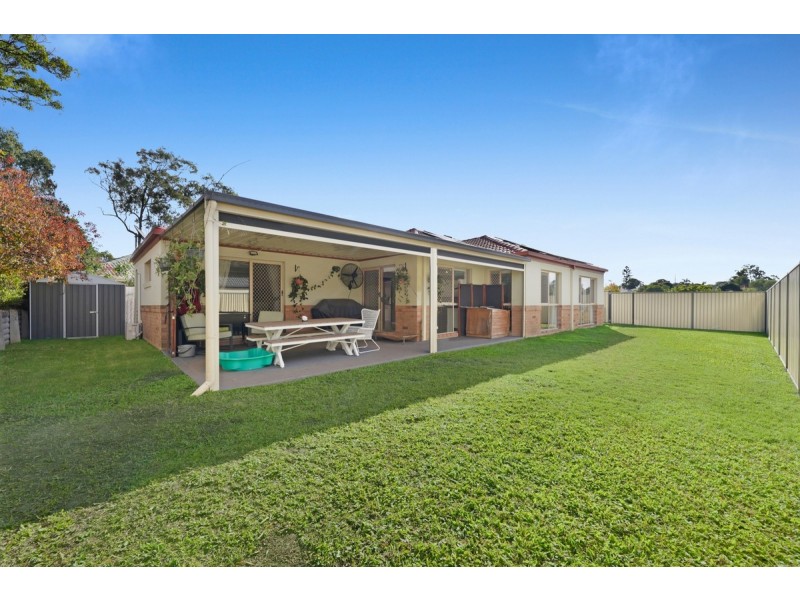 17 Bedivere Drive, Ormeau QLD 4208