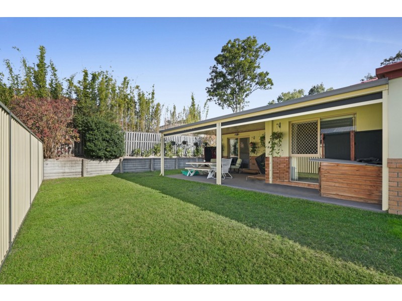 17 Bedivere Drive, Ormeau QLD 4208