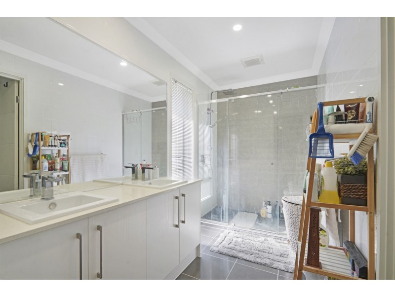 48 Cassius Way, Ormeau QLD 4208